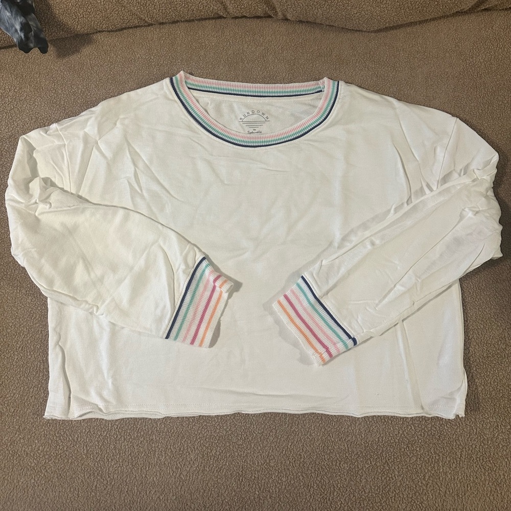 Lightweight white cropped long sleeve